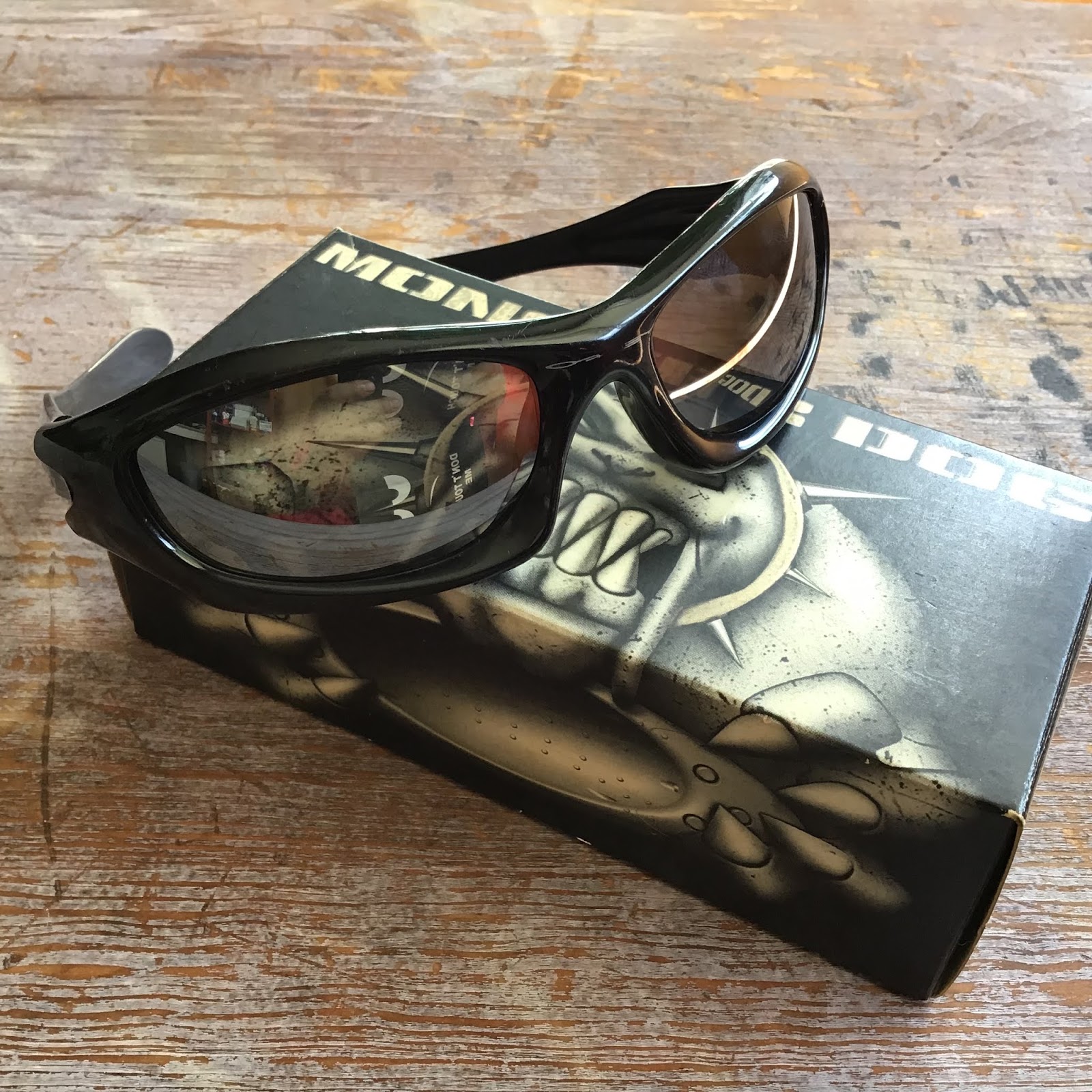 OAKLEY オークリー MONSTERDOG モンスタードッグ サングラス